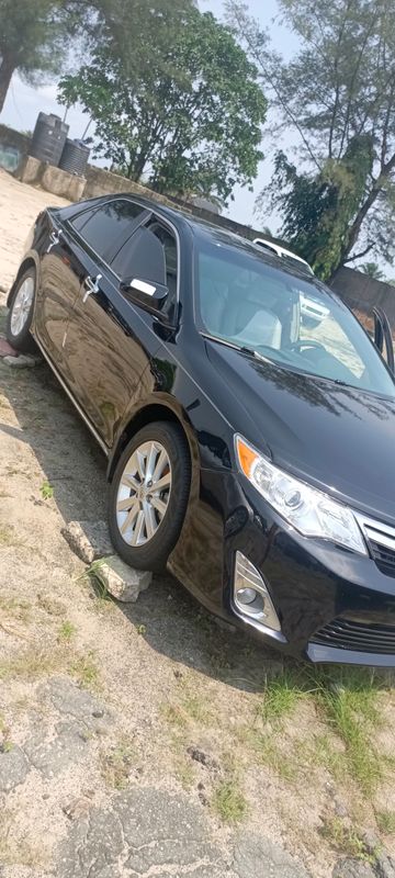Main image of 2012 Toyota Camry xLE